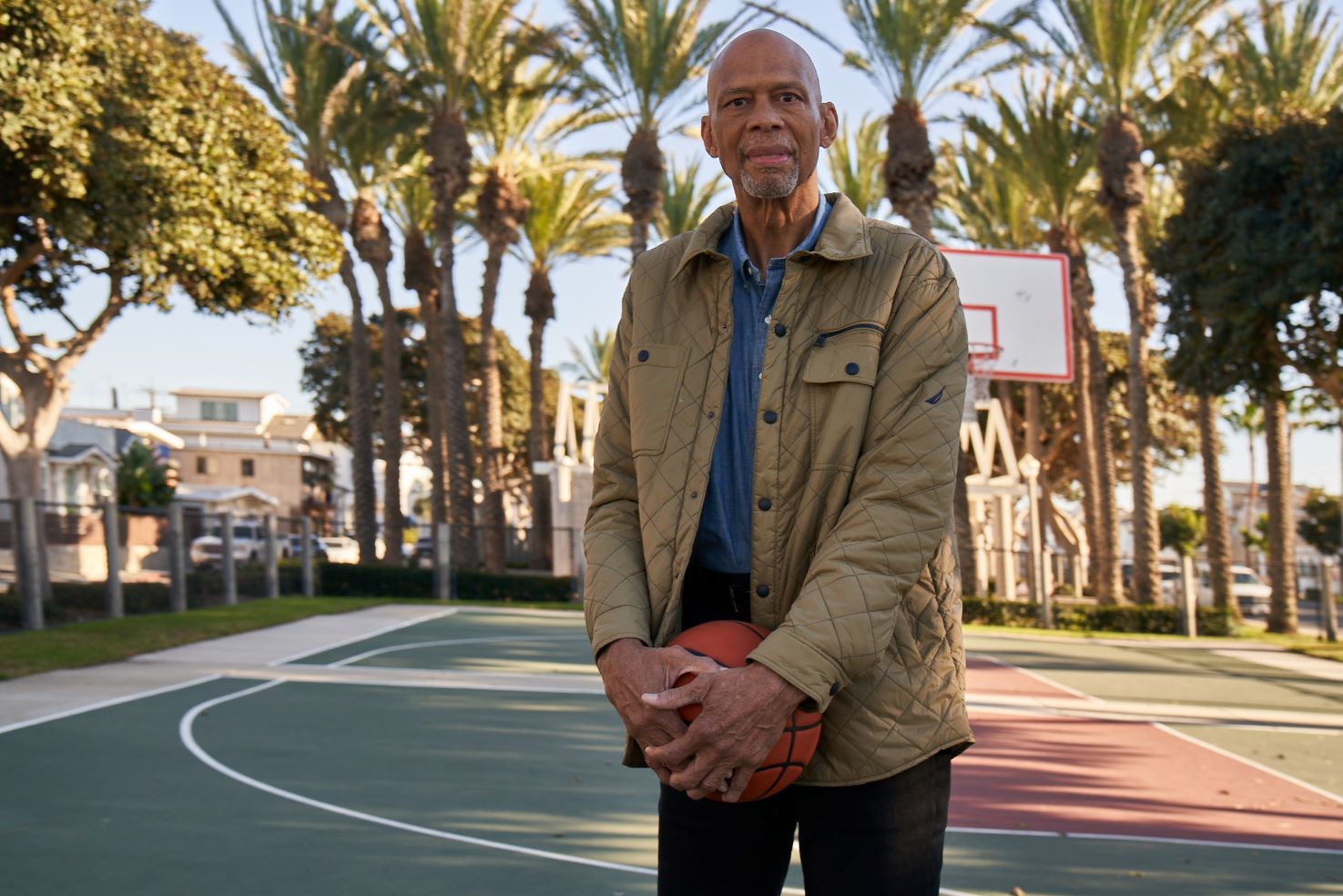 Kareem Abdul-Jabbar - Biography, Statistics, & Facts